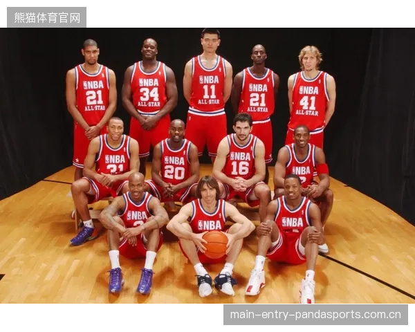 NBA球星封盖怒扇对手：激情瞬间背后的篮球哲学